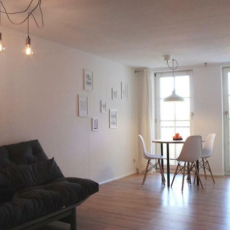 Engen Apartment Buitenkant foto