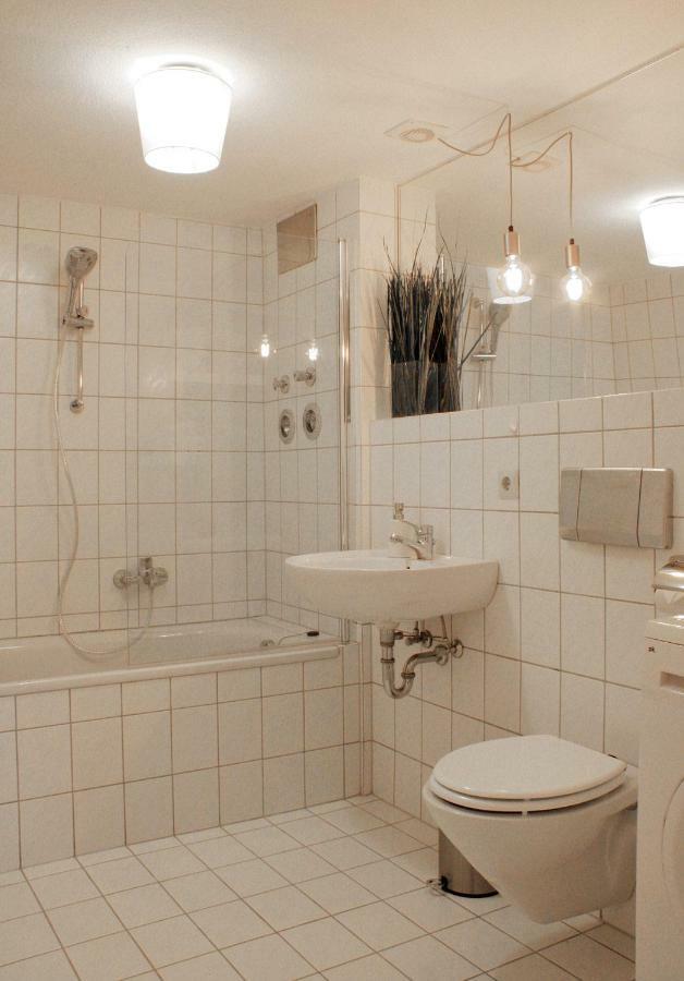 Engen Apartment Buitenkant foto