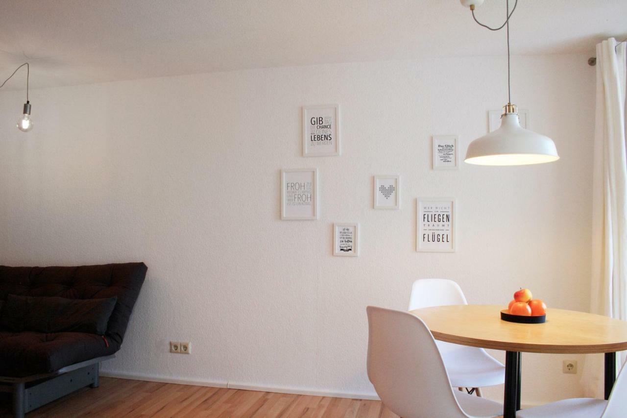 Engen Apartment Buitenkant foto